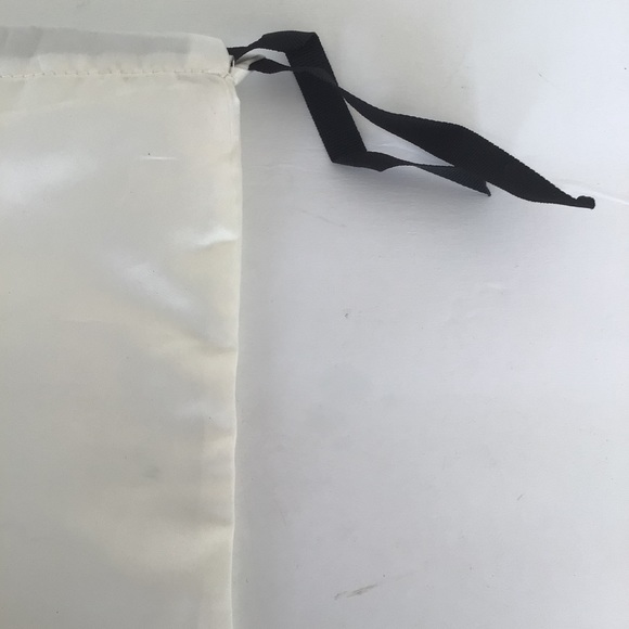 GUCCI SATIN DRAWSTRING DUST BAG - Picture 4 of 4